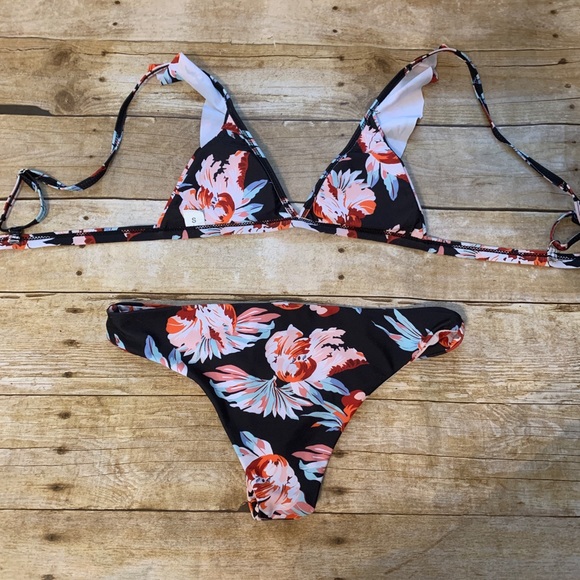 Other - Girls floral bikini. Juniors small / size 7